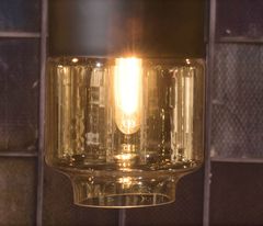 Home&Styling Moderní závěsná lampa, 18 x 32 cm, sklo