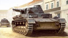 Hobbyboss Germ.PzKpfw IV. Ausf C, Wehrmacht, ModelKit 130, 1/35