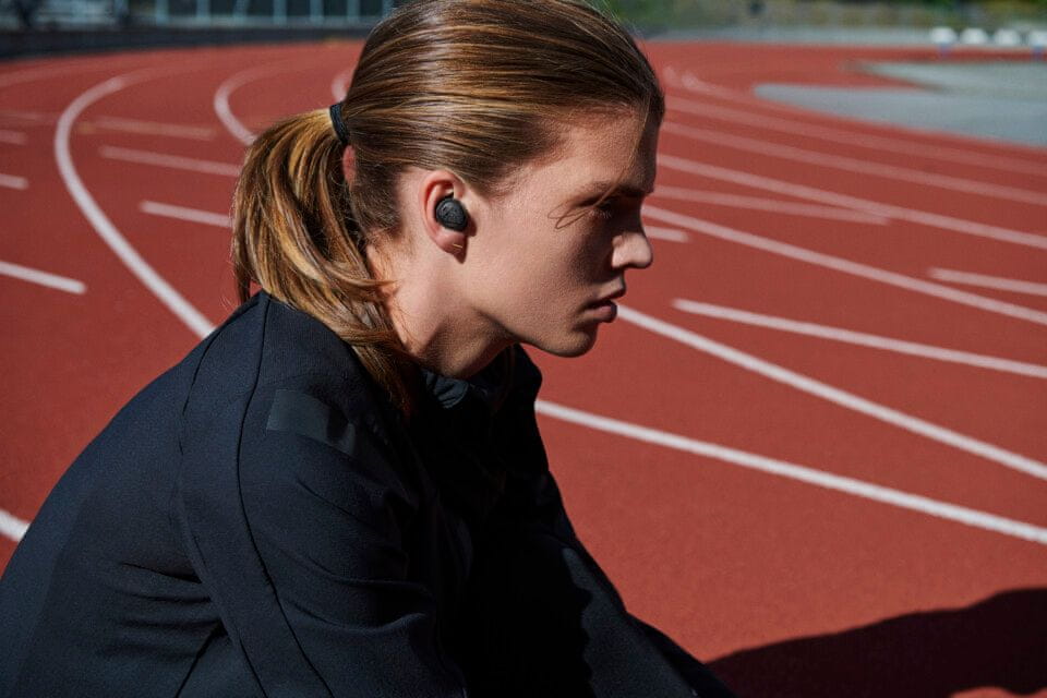  športové slúchadlá do uší Adidas FWD-02 ľahučké rýchlonabíjanie nabíjanie box odolné vode a potu Bluetooth technológia pútavý zvuk pohodlné handsfree funkcia 