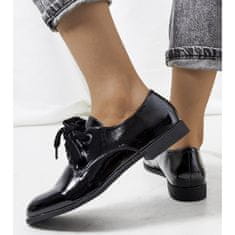 Černé lakované boty Munter velikost 38