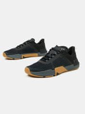 Under Armour Boty UA TriBase Reign 4-BLK 42,5