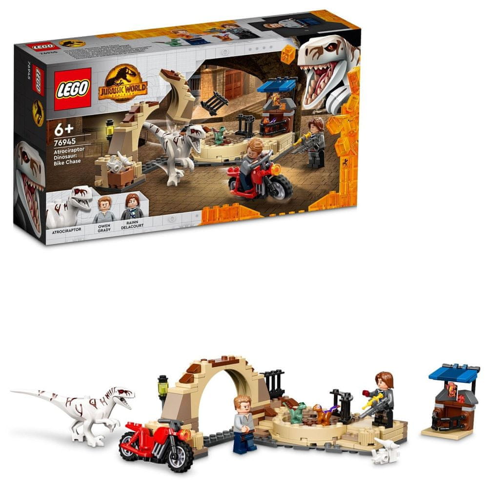 Levně LEGO Jurassic World 76945 Atrociraptor: honička na motorce