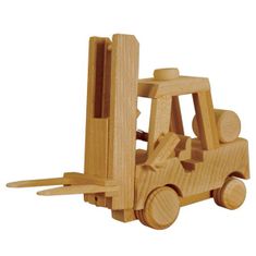 eoshop Dřevěná hračka vysokozdvižný vozík AD114
