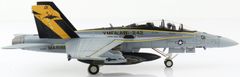Hobby Master Boeing F/A-18D Hornet, USMC, VMFA(AW)-242 Bats, Yokota AB, Japonsko, 2020, 1/72