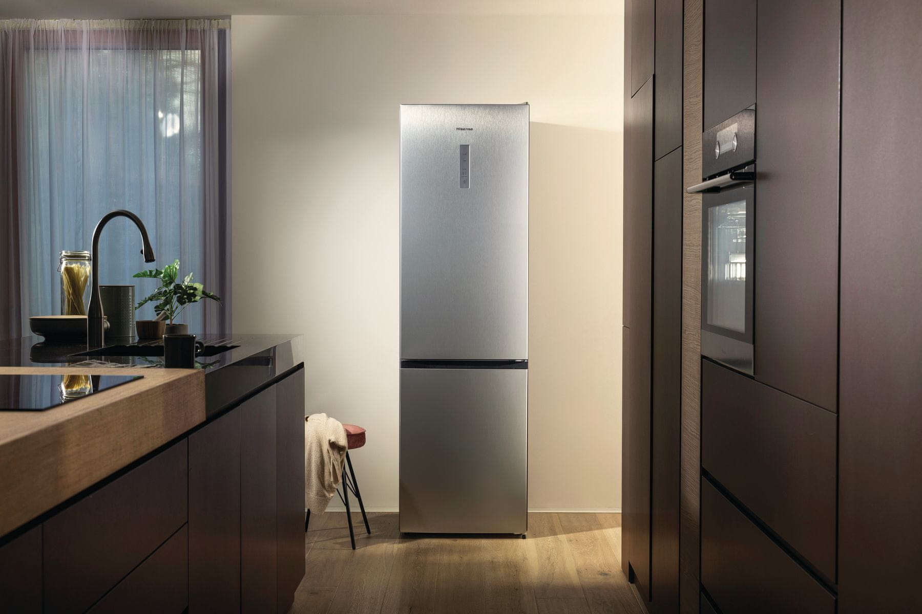 Kombinacija hladilnika in zamrzovalnika