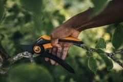 Fiskars Dvoučepelové zahradní nůžky Plus P721