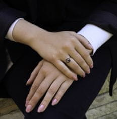 Beneto Exclusive Půvabný stříbrný prsten se safíry SAFAGG1 (Obvod 52 mm)