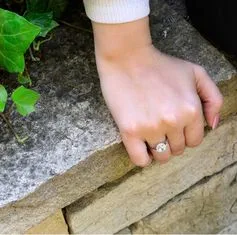 Beneto Exclusive Okouzlujicí prsten s modrým topazem TOPAGG4 (Obvod 52 mm)