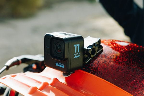  gopro black mini akciókamera nagyszerű felvételek kiváló minőségű videók és képek új kamera rögzítési lehetőségek korlátlan cloud tárhely 
