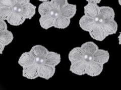 Kraftika 10ks bílá vyšívaný květ 20mm s perlou