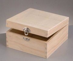 EFCO Dřevěná krabička čtvercová 16x16x8cm,