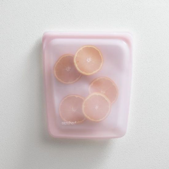 Stasher Stasher silikonový sáček na potraviny - Half Gallon, 1,92l Barva: růžová, Barva original: Rainbow Pink, material 1: Platinový silikon