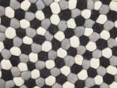 Beliani Kulatý koberec z plstěných koulí, ø 140 cm, vícebarevný PENEK