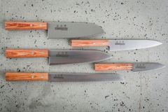 Masahiro Japonský hnědý nůž Masahiro Sankei Utility 150 mm