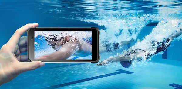 myPhone Hammer Iron 4 LTE, odolný výkonný telefón, vodotesný, veľká výdrž batérie, NFC duálny fotoaparát veľkokapacitná batéria podvodná kamera IP69 vojenský certifikát odolnosti MIL-STD-810G Droptest NFC OS Android 12 LTE Bluetooth 5.0 HD+ rozlíšenie