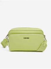 Calvin Klein Světle zelená dámská crossbody kabelka Calvin Klein Must Camera Bag UNI