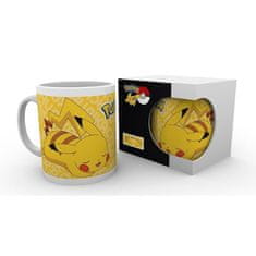 GB eye Pokémon keramický hrnek - Spící Pikachu (objem 320 ml)