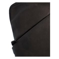 Green Wood Praktický dámský kožený batoh Indila, černý