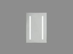Beliani Koupelnová zrcadlová skříňka s LED osvětlením CAMERON