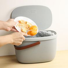 Qualy Design Nádoba na kompostovatelný odpad Foody 10380, 7L, šedý